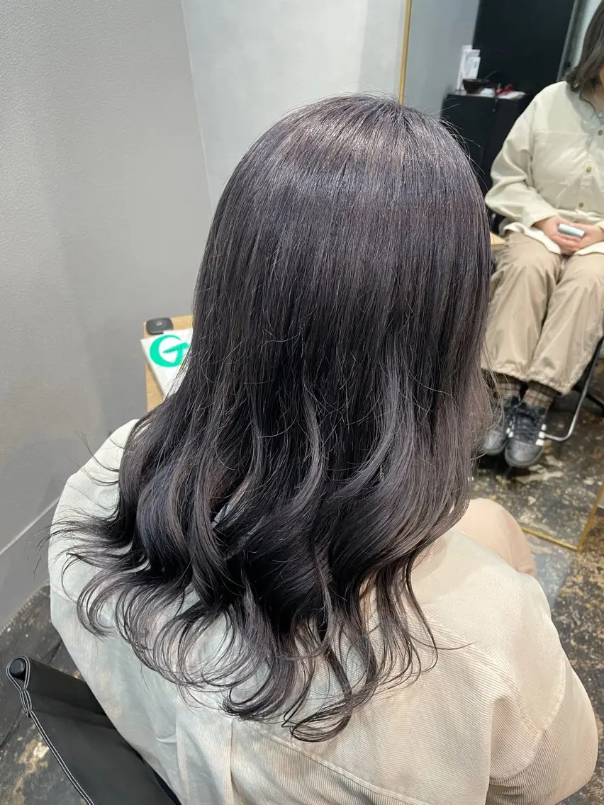 セミロング カラー 透明感カラー グレージュ 似合わせカット｡:* nanaka🌦️のヘアスタイル