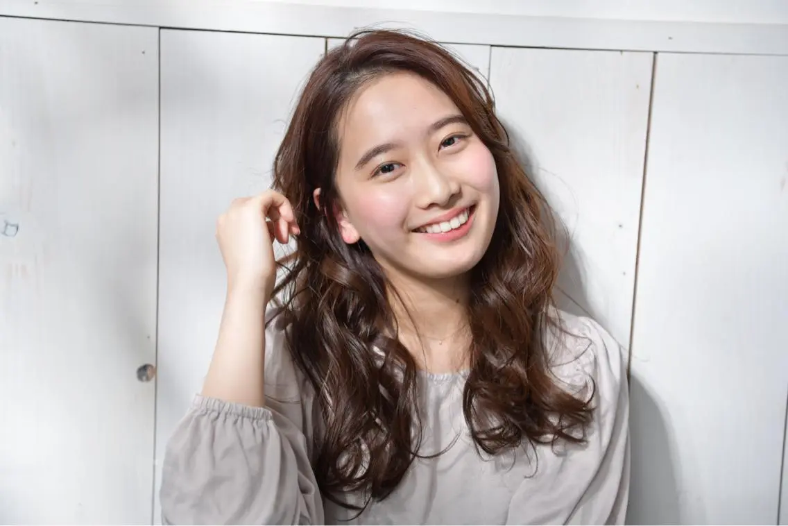 セミロング パーマ カット パーマ トレンドヘアーに🌈 川村　静香のヘアスタイル