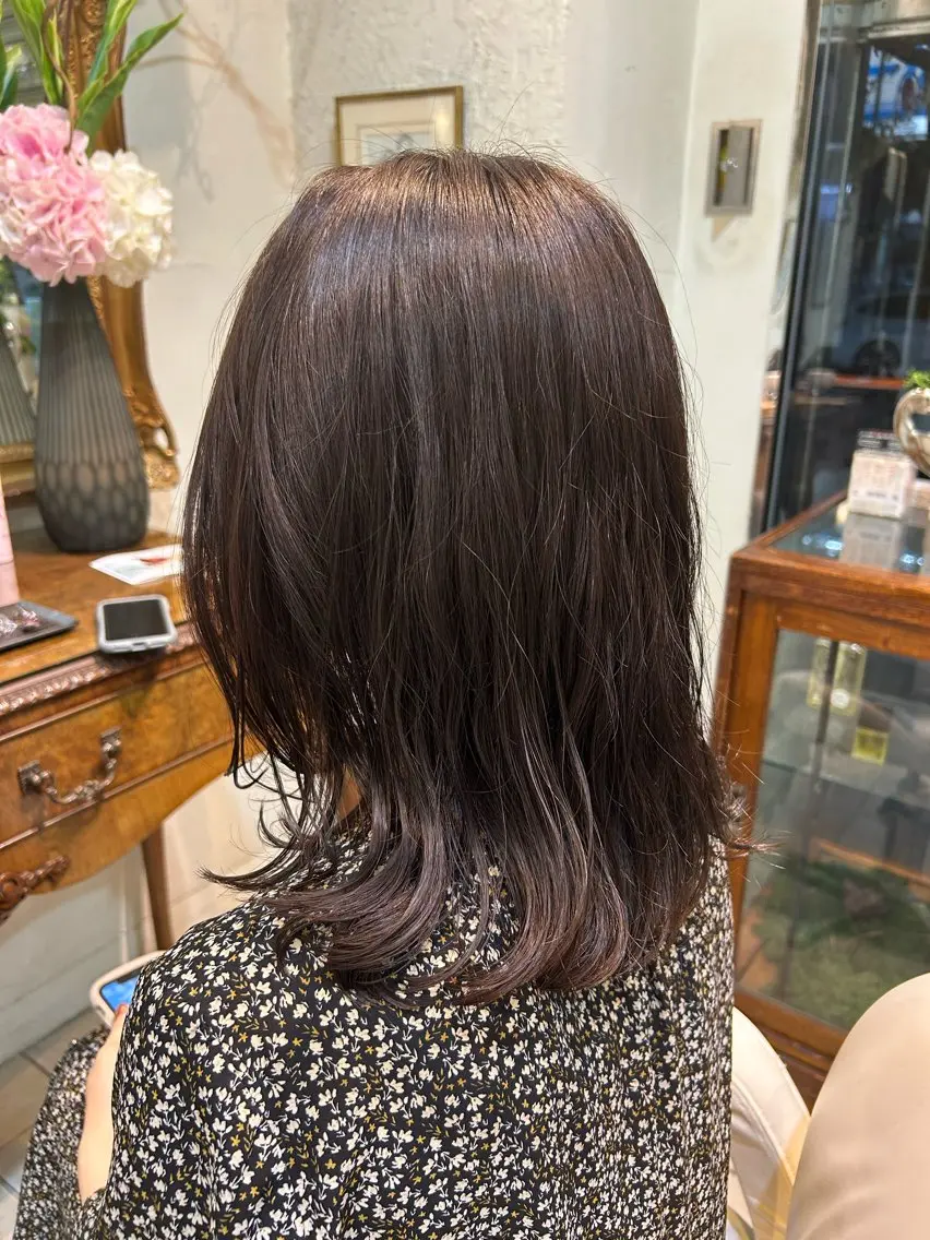ミディアム タテイシ アサノのヘアスタイル