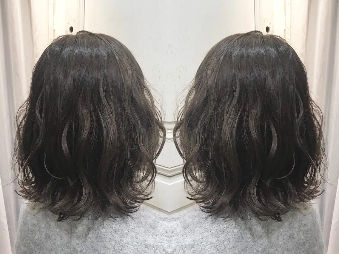 ショート カラー カット ヘアカラー トリートメント 難波 茜のヘアスタイル