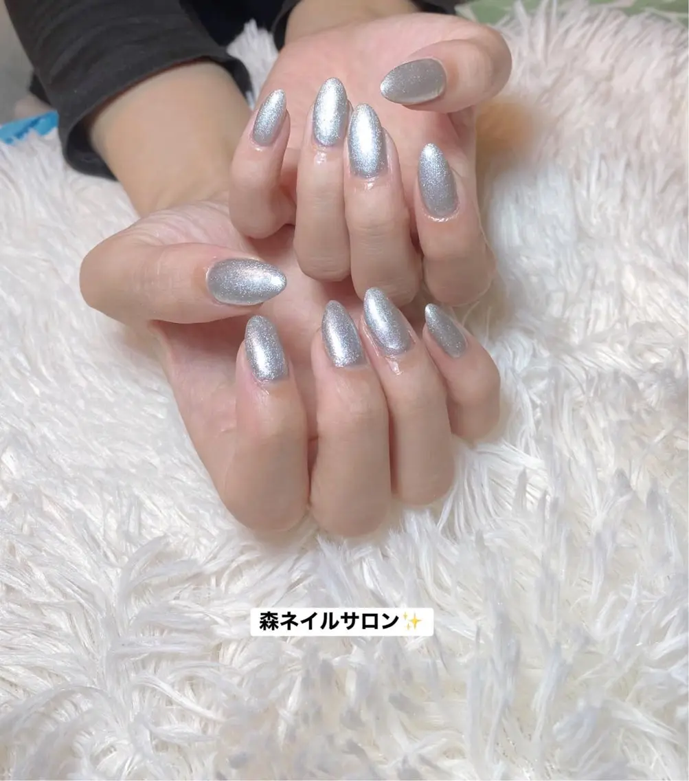 ネイル ハンドネイル 森 ネイル サロンのネイルデザイン