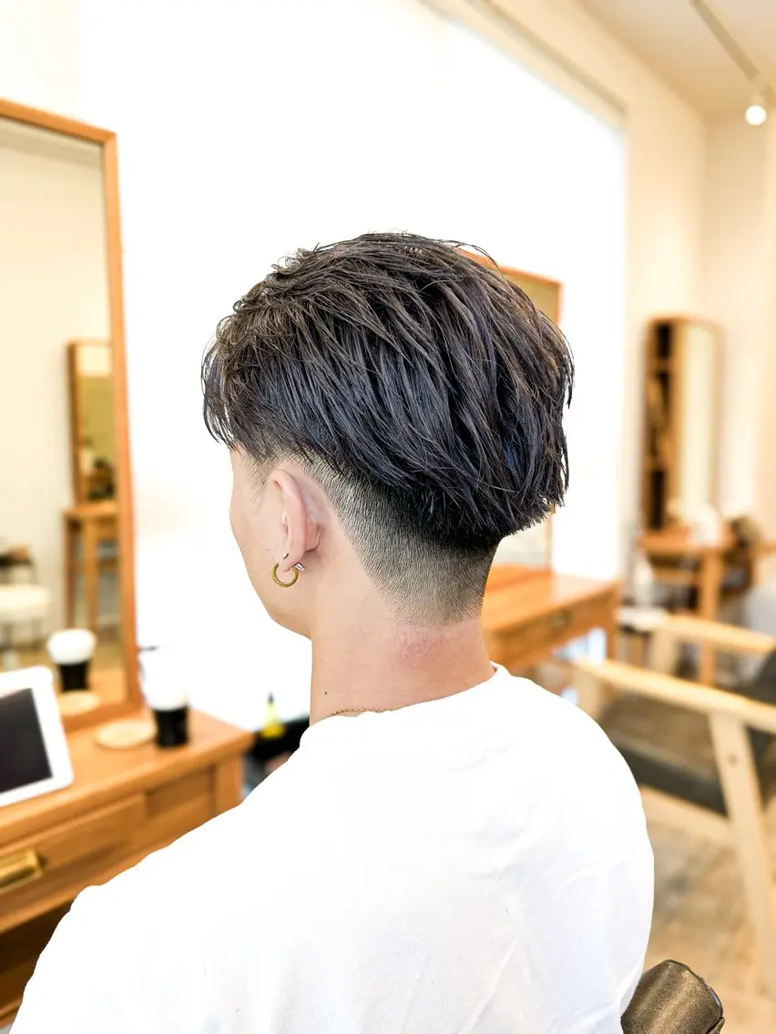 カラー メンズ アップバング メンズブリーチ メンズハイトーン ブリーチ ハイトーンカラー カット ヘアカラー トリートメント ブリーチカラー🔥 パーマ【佐々木凌平】のヘアスタイル