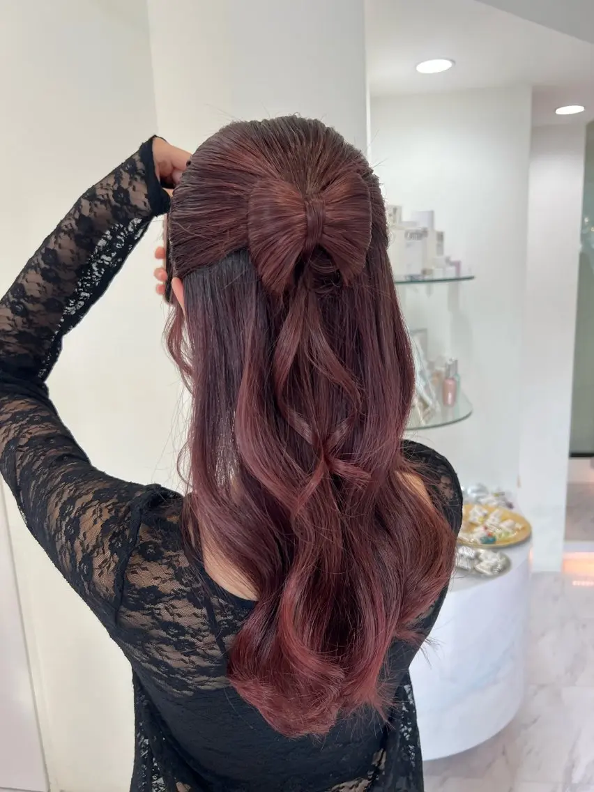 ロング カラー ヘアアレンジ ハーフアップ 🎀MONA あまね🎀のヘアスタイル