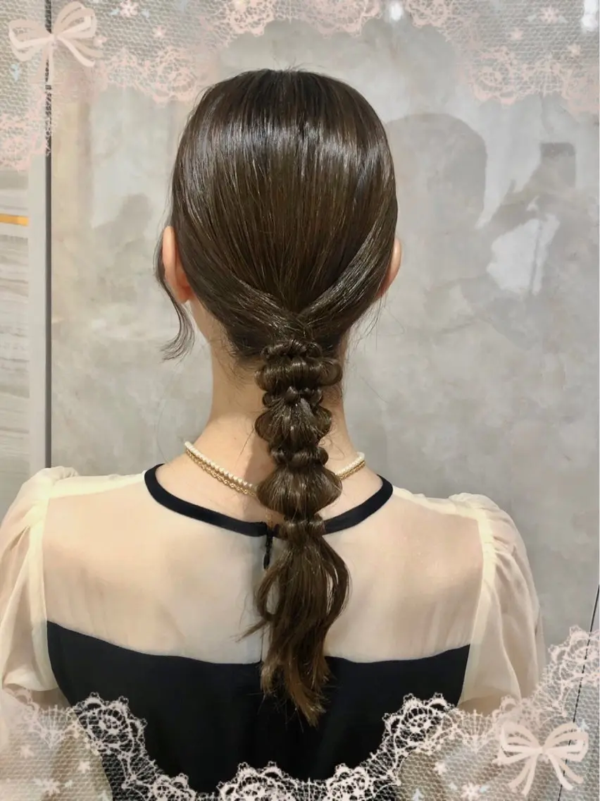 ヘアアレンジ ヘアセット 🐈‍⬛momo🐾 ブリーチ・Wカラーのヘアスタイル