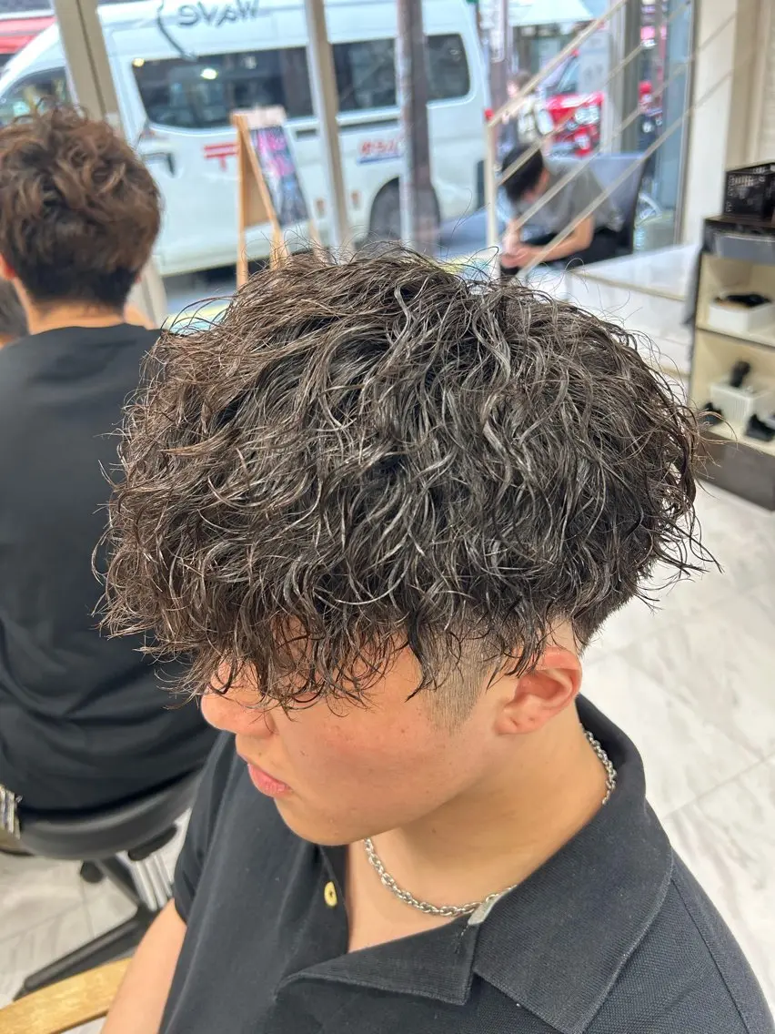 ⚜️新規様限定⚜️ツイストスパイラルパーマ＋メンズカット＋前処理剤orクリームパーマの写真