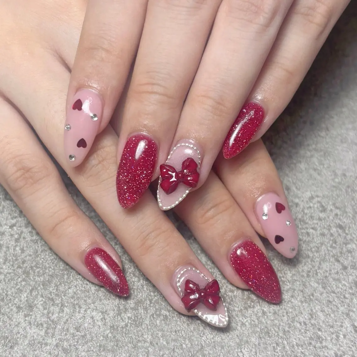 ネイル ハンドネイル nailroom DIASOMNIAのネイルデザイン