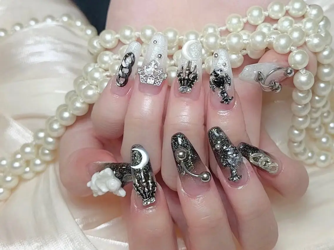 ネイル チークネイル 長さ出し フレンチネイル ジェルネイル ガラスフレンチ Zz nail salonのネイルデザイン