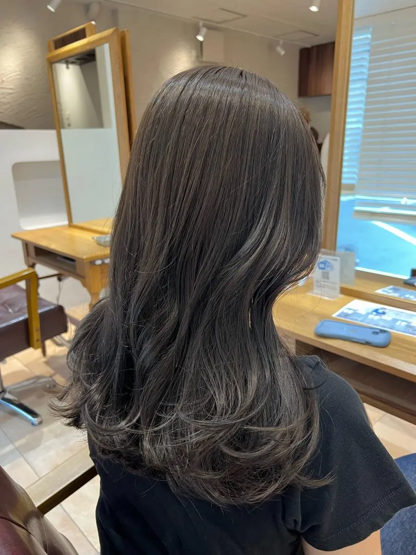 セミロング カラー 🥀韓国ヘア🥀 宮津真菜のヘアスタイル