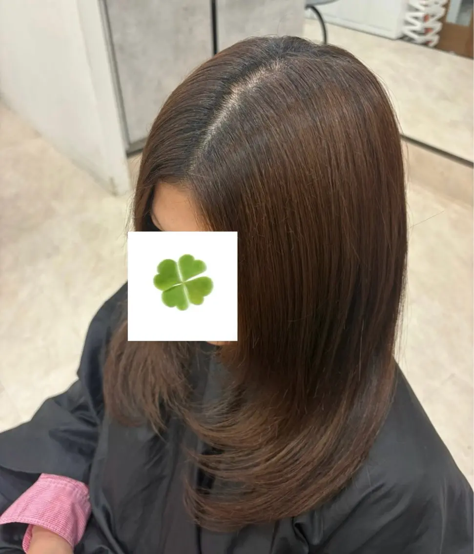 セミロング 縮毛矯正 児島 彩羽のヘアスタイル