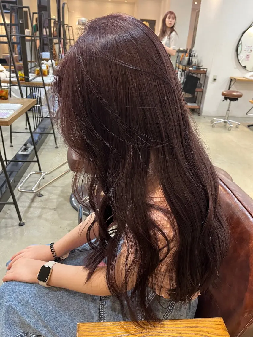 ロング カラー ベージュカラー ブリーチ ラベンダーカラー ラベンダーベージュ ヘアカラー トリートメント 中津/梅田/酸性 /髪質改善/愛芽のヘアスタイル