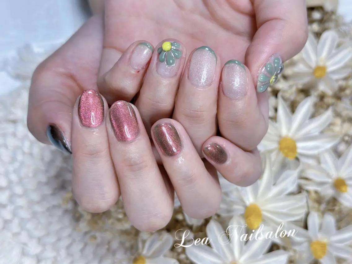ショート カラー ネイル Le’a NailSalonのネイルデザイン