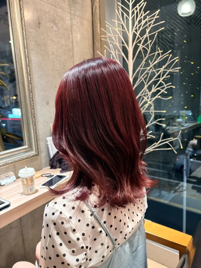 ショート カラー 成田 愛海のヘアスタイル