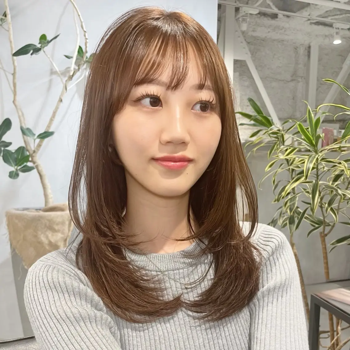 セミロング カラー 顔周りレイヤー꙳⋆ ミディアム⌇SAKIのヘアスタイル