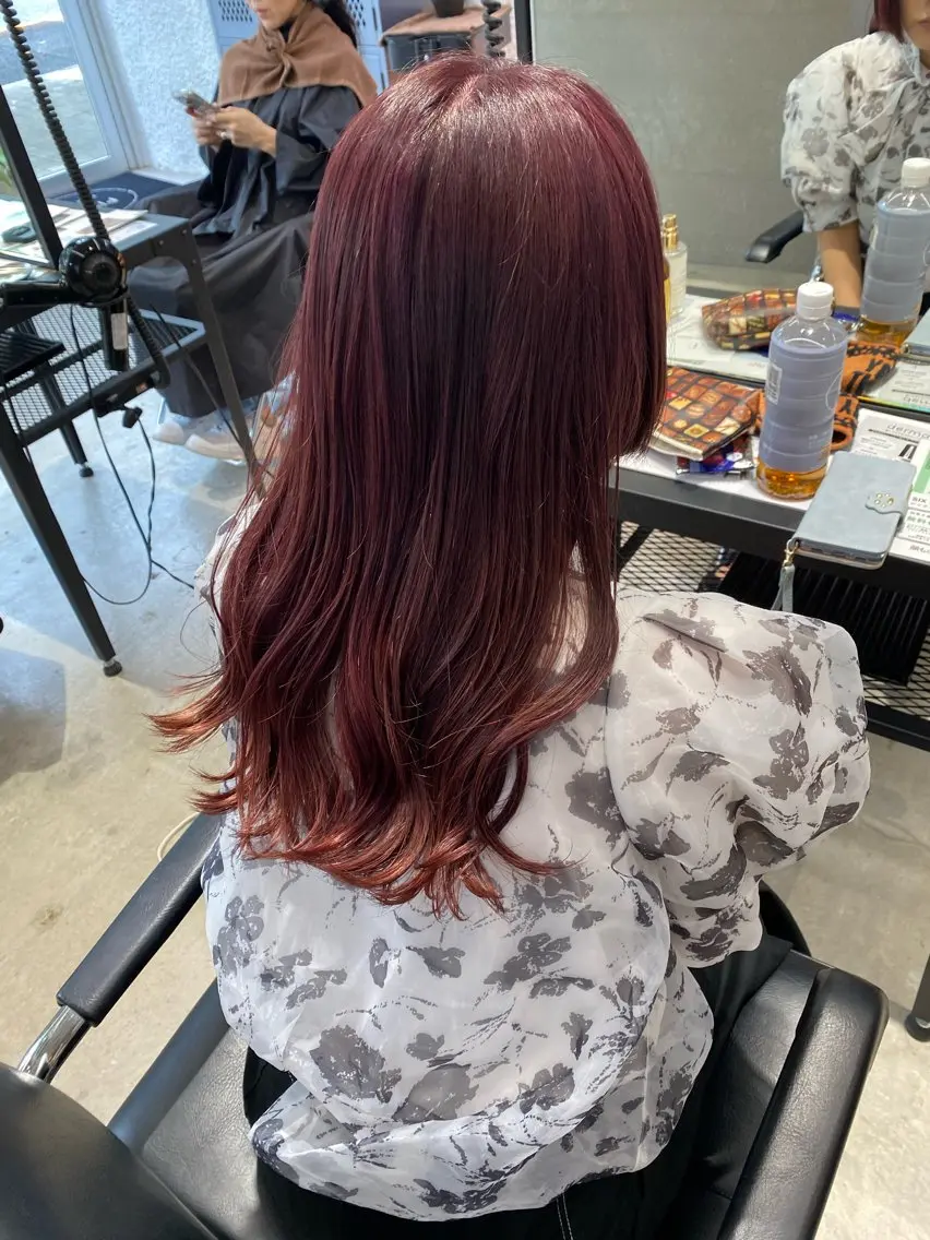 ロング 野原 ひかるのヘアスタイル