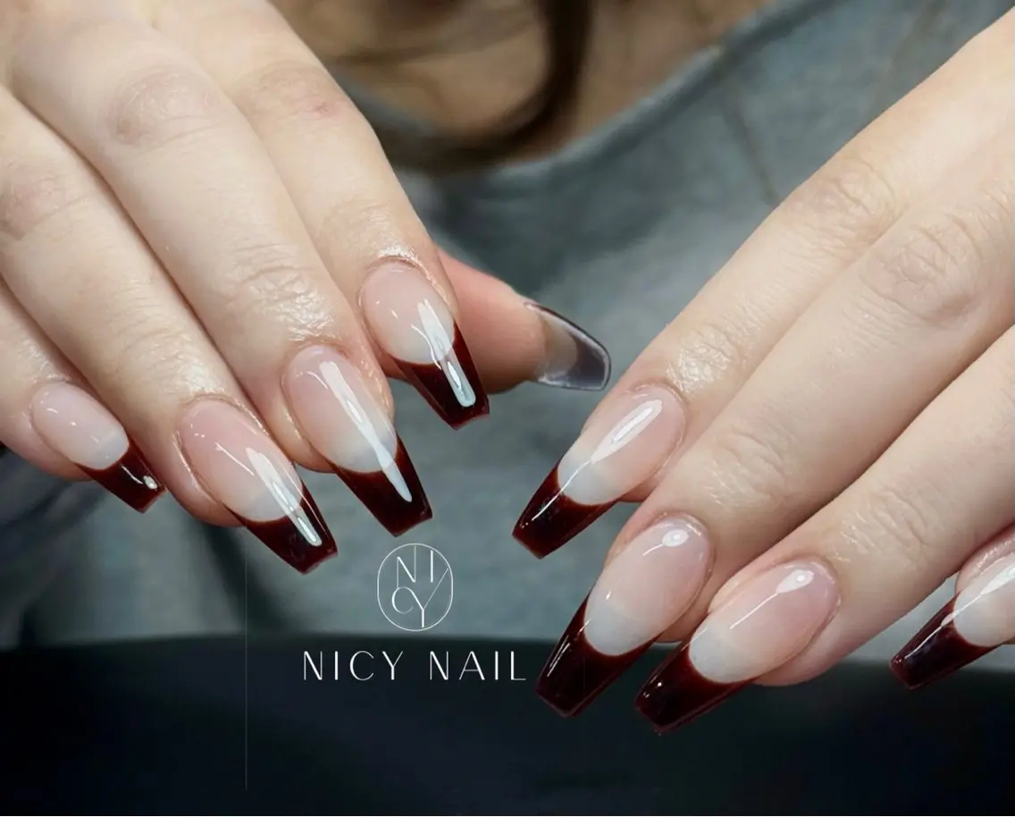 ネイル アートネイル オーロラネイル ブルー チークネイル フットネイル ハンドネイル NICY NAIL 池袋のネイルデザイン