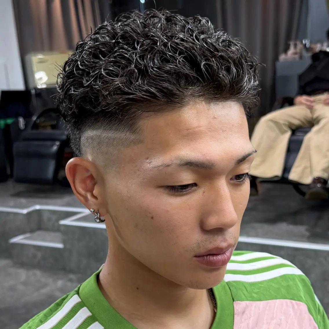 🔥ご新規様限定🔥【メンズカット&ハードパーマ】¥8800の写真