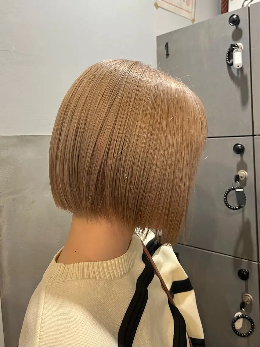 ショート カラー ヘアカラー 縮毛矯正/髪質改善/ ハイトーン/Makoのヘアスタイル