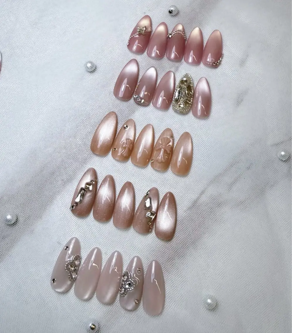 ネイル マグネットネイル ハンドネイル mau🩵 堺筋本町nailのネイルデザイン