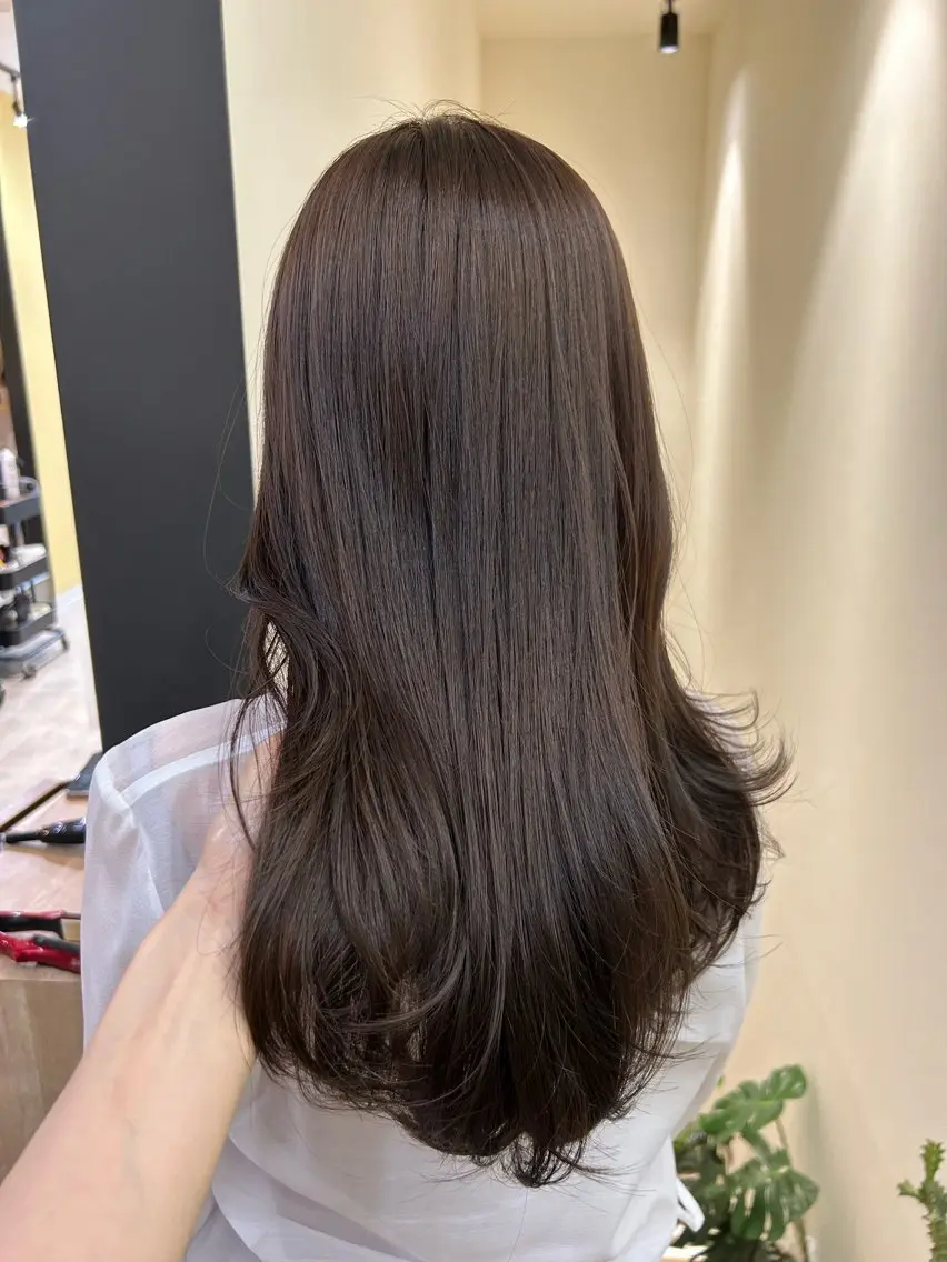 ロング カラー ブラウンカラー 透明感カラー ナチュラルブラウン カット ヘアカラー トリートメント hubhair レイヤー/透明感のヘアスタイル