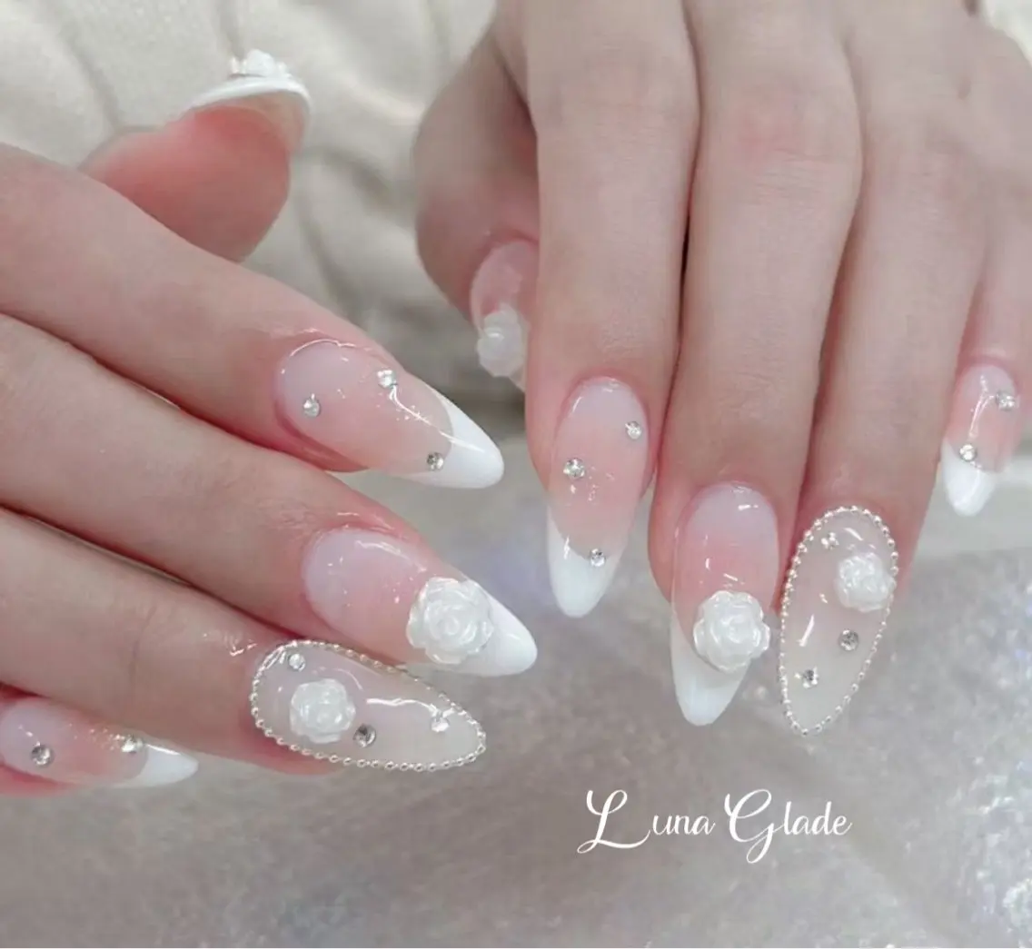 ネイル ハンドネイル Luna Gladeのネイルデザイン