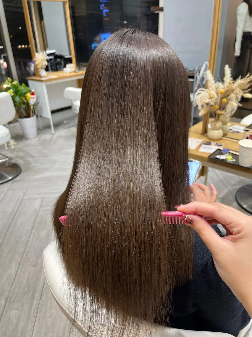 ロング カット ヘアカラー トリートメント ヘアセット AVANCE. chisatoのヘアスタイル