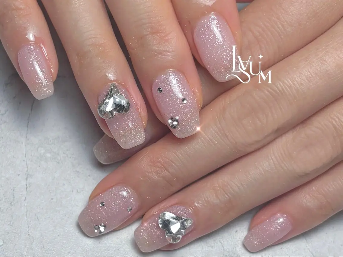 ネイル ハート キラキラネイル ラメ(グリッター) ハンドネイル lvsum nailのネイルデザイン
