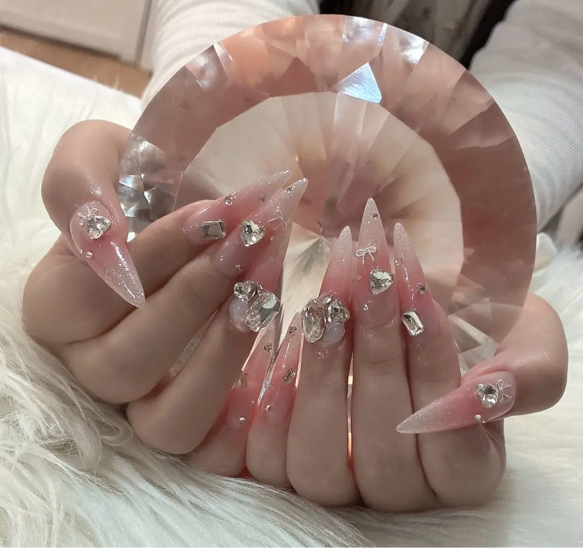 ネイル ハンドネイル LoaChaton kaeのネイルデザイン