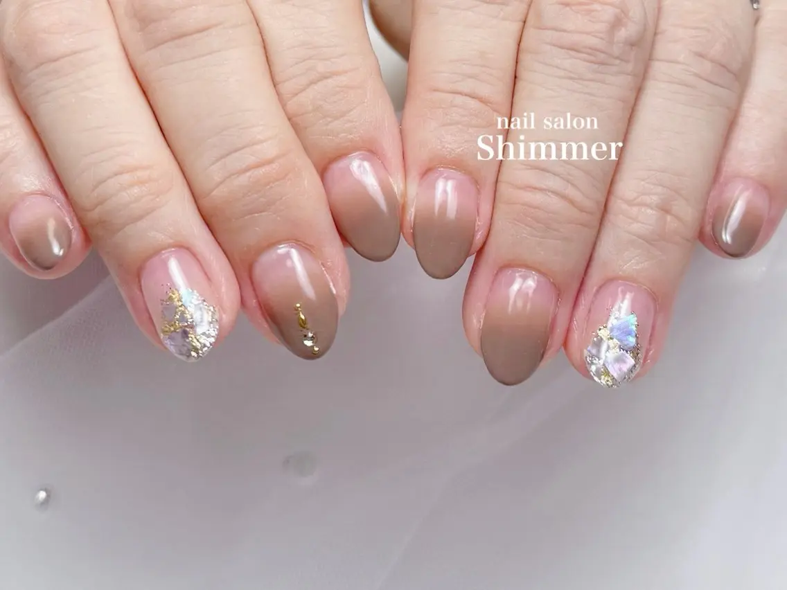 ネイル ハンドネイル Shimmer Risaのネイルデザイン