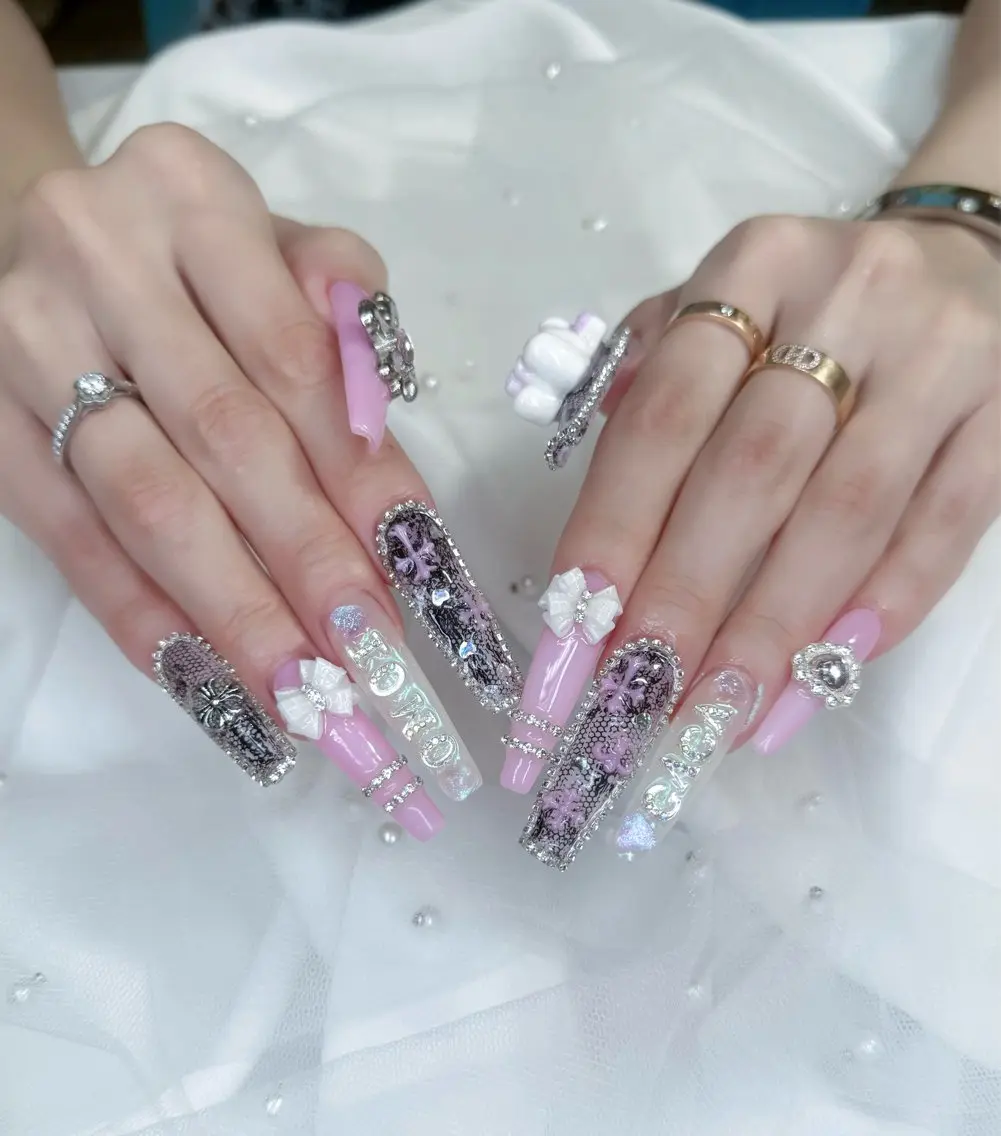 セミロング ハンドネイル Bibi nail Osakaのネイルデザイン