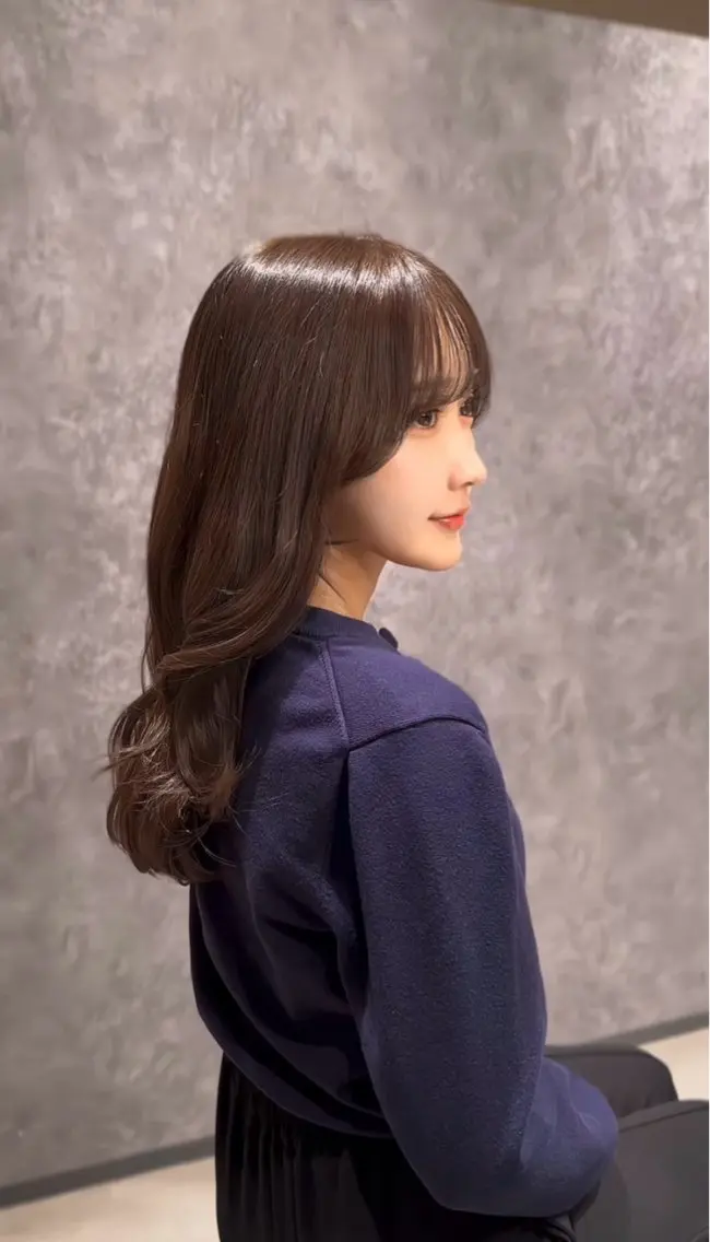 ロング カラー カット ヘアカラー トリートメント 韓国レイヤーカット 透明感カラー冨田那樹のヘアスタイル