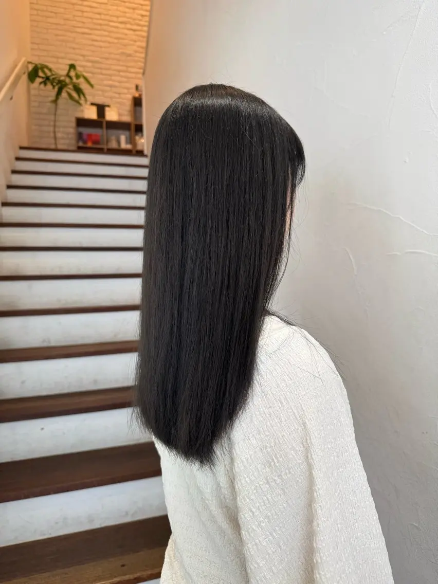 ロング カラー ヘアアレンジ ミドウチ アヤカのヘアスタイル