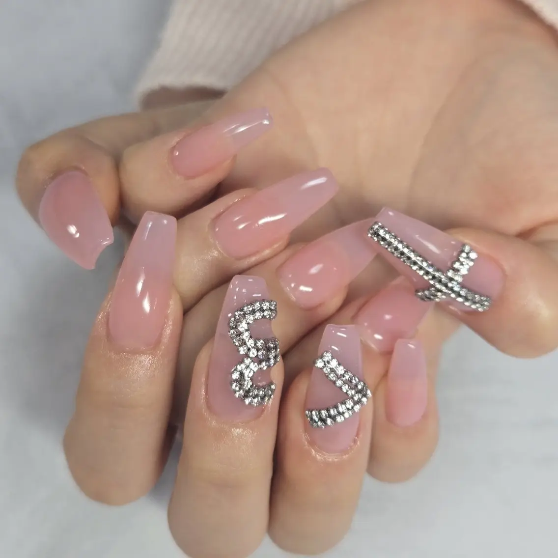 ネイル 長さ出し ジェルネイル スカルプネイル ネイルチップ ハンドネイル Nail Daisyのネイルデザイン