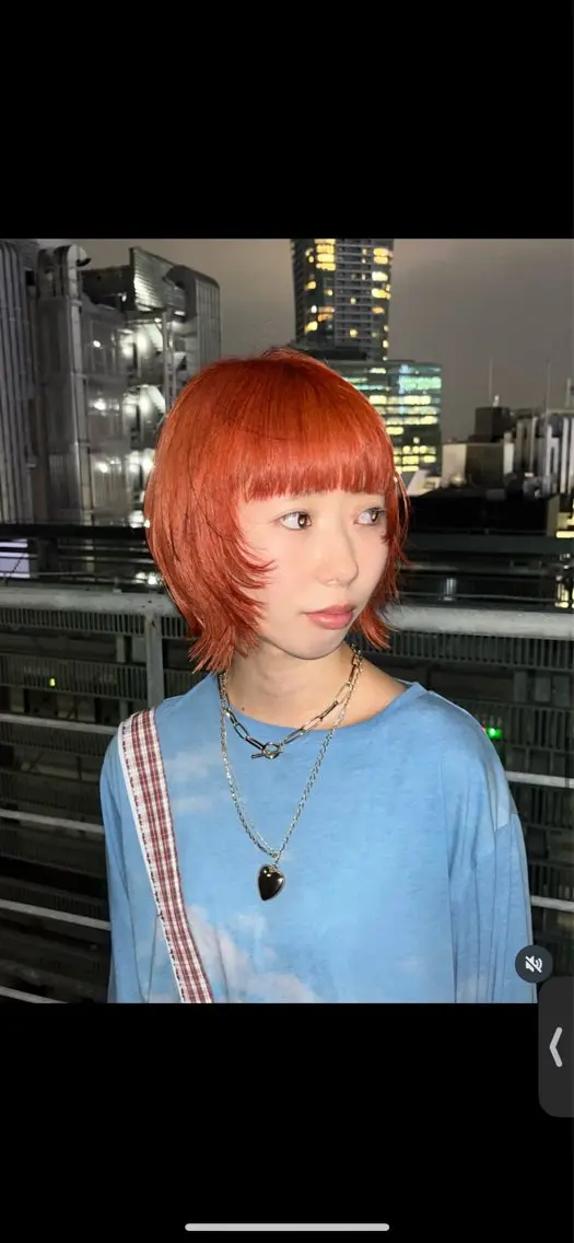 ショート カット ヘアカラー 石塚 瑛里菜のヘアスタイル