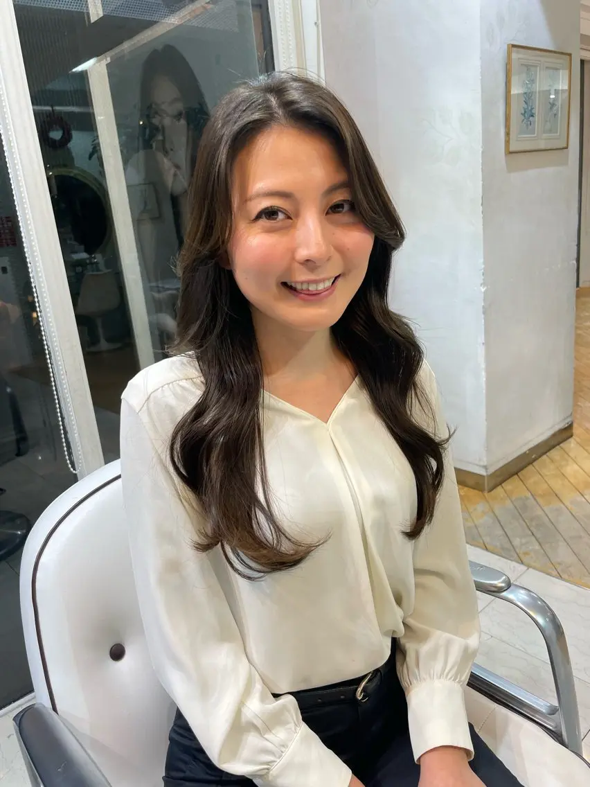 ロング カット 青木 あおいのヘアスタイル