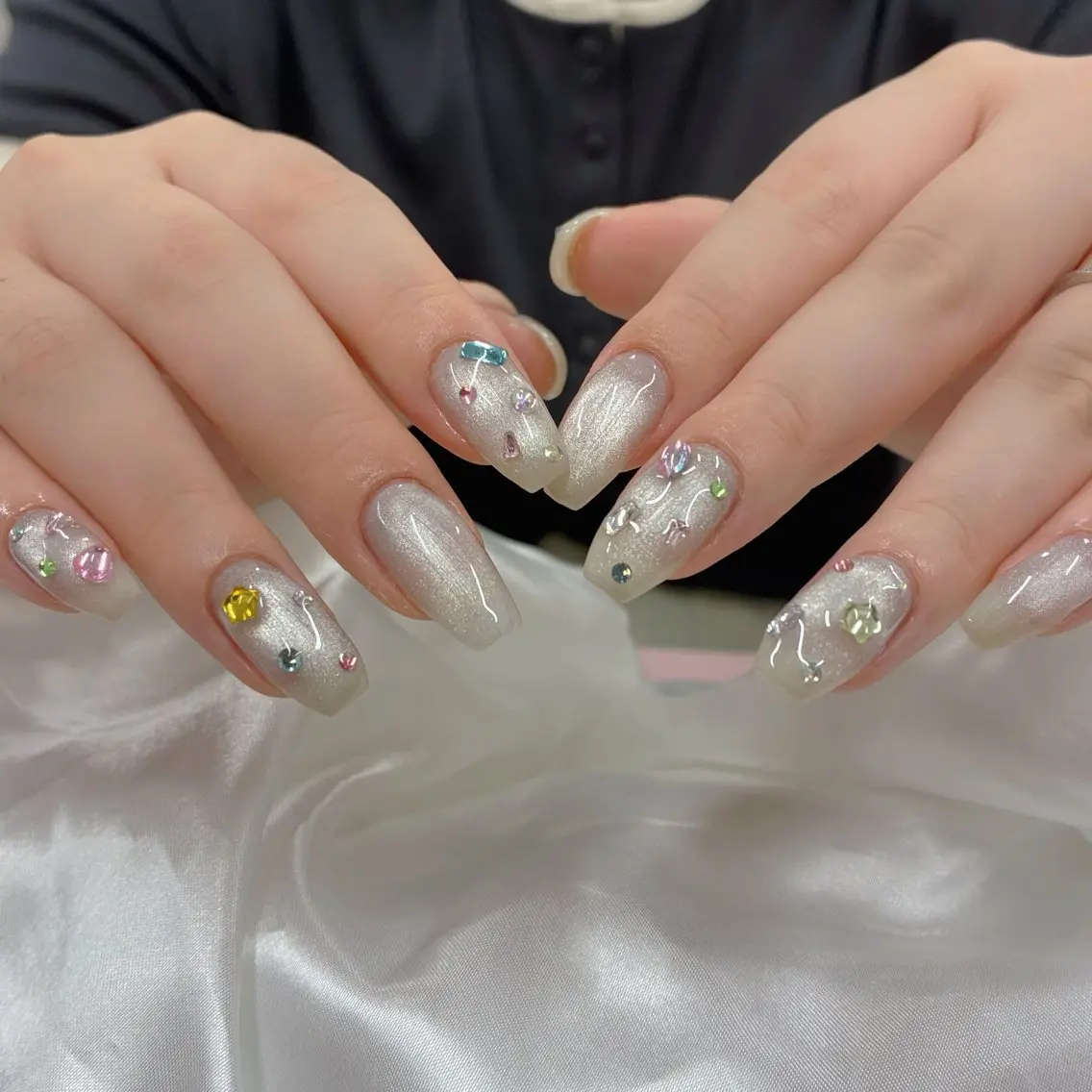 ネイル ハンドネイル ハンドケア DuLi Blinkのネイルデザイン