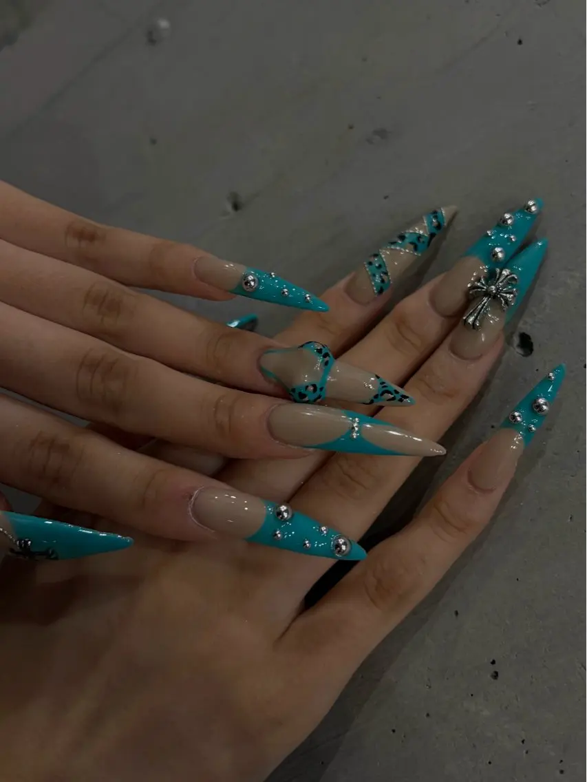 ネイル ハンドネイル IROHA NAIL Rinoのネイルデザイン