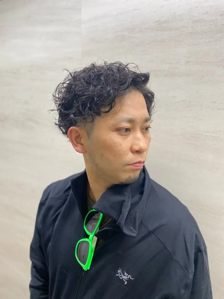 パーマ メンズ 三瓶まい  メンズ/ レディースカット✂️のヘアスタイル