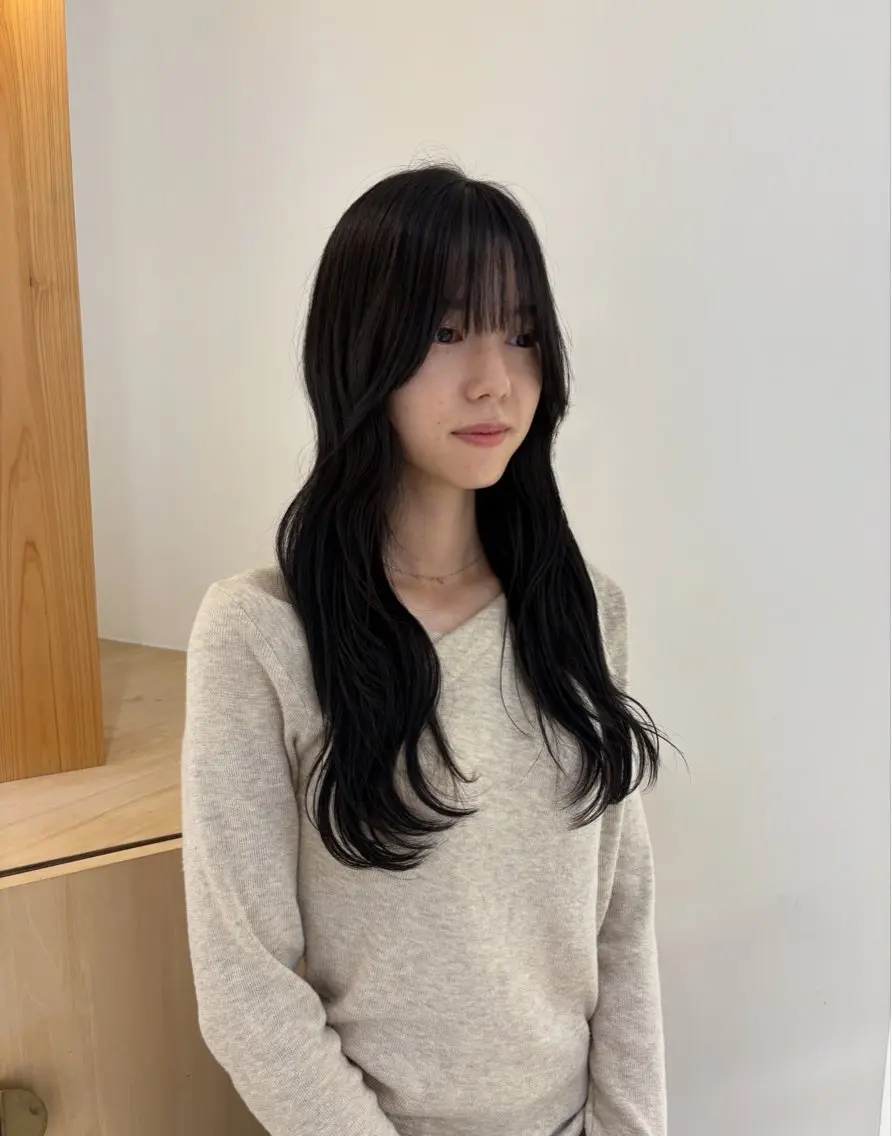 カラー ヘアカラー トリートメント 蓑輪璃央 ショートカットのヘアスタイル