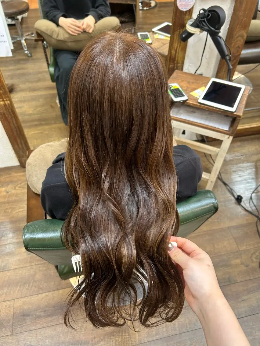 ロング カラー アッシュ ベージュカラー カット ヘアカラー 徳永　髪質改善 カラー🪄💫のヘアスタイル