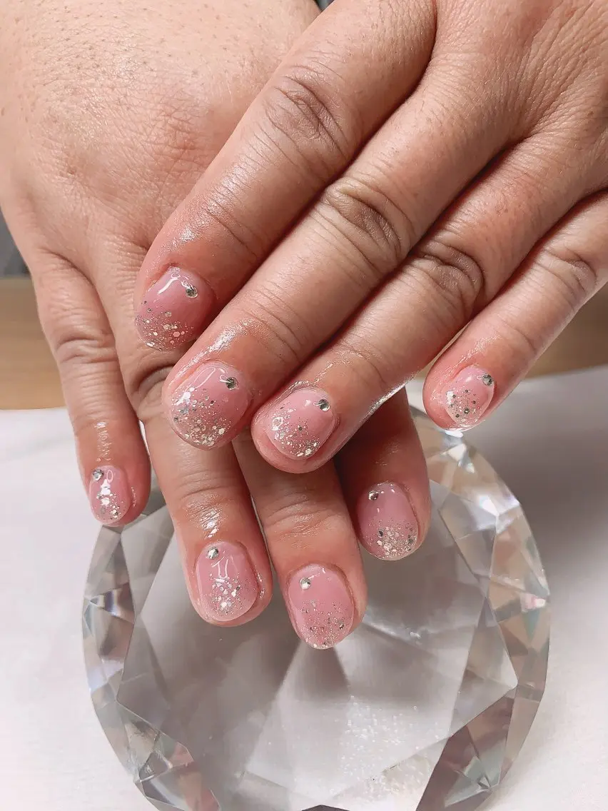 ネイル キラキラネイル オフィスネイル 夏ネイル Cute Tips nailのネイルデザイン