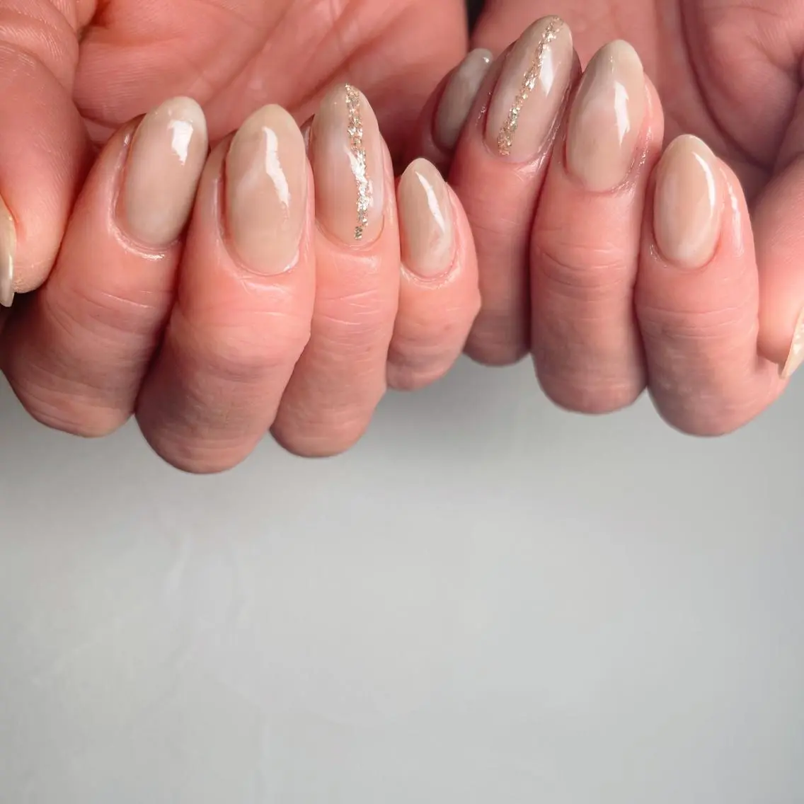 ネイル ラメ(グリッター) ニュアンスネイル & BE nail アンドビーネイルのネイルデザイン