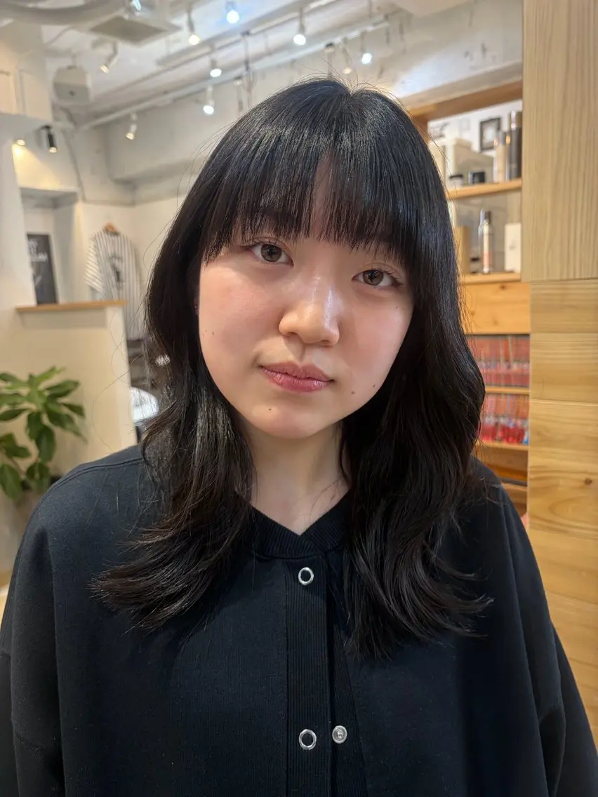 セミロング レイヤーカット cana 札幌レイヤースタイルのヘアスタイル