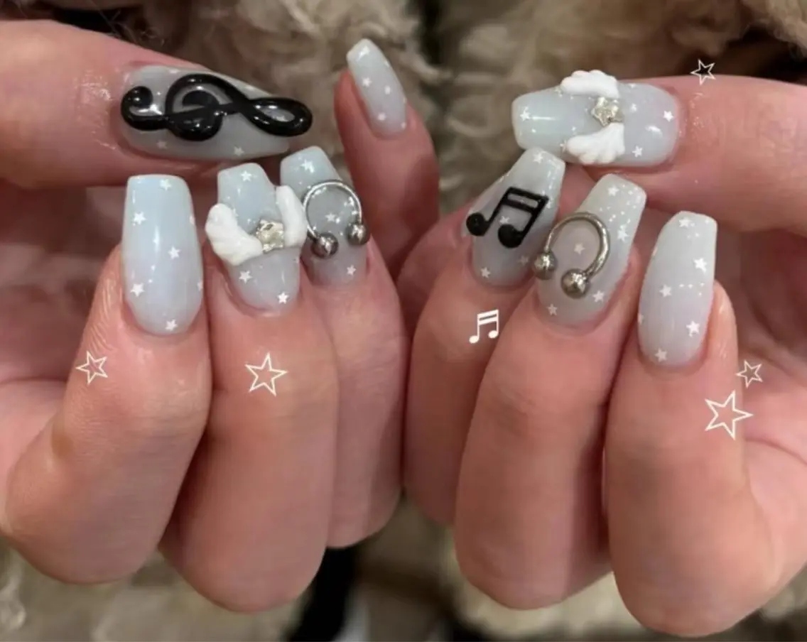 ネイル アートネイル オーロラネイル チークネイル フレンチネイル ガラスフレンチ ハンドネイル 🎀🎀YooLi Nail Salonのネイルデザイン