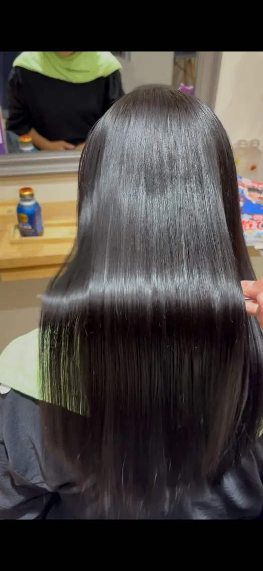 ロング ヘア　リミックス Ｗ(ダブル)のヘアスタイル