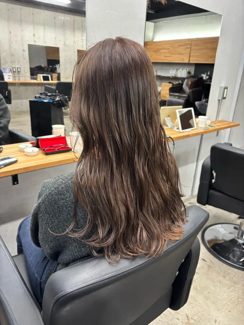 セミロング カラー . Manatoのヘアスタイル
