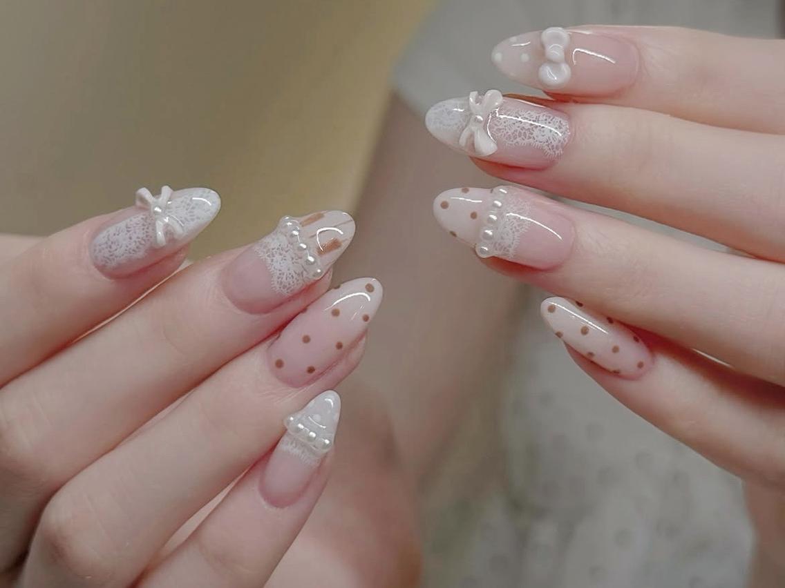 ネイル ボルドー ブラウン 長さ出し フットネイル フレンチネイル ハンドネイル ハンドケア NEW NAIL KaKa❤️‍🔥のネイルデザイン