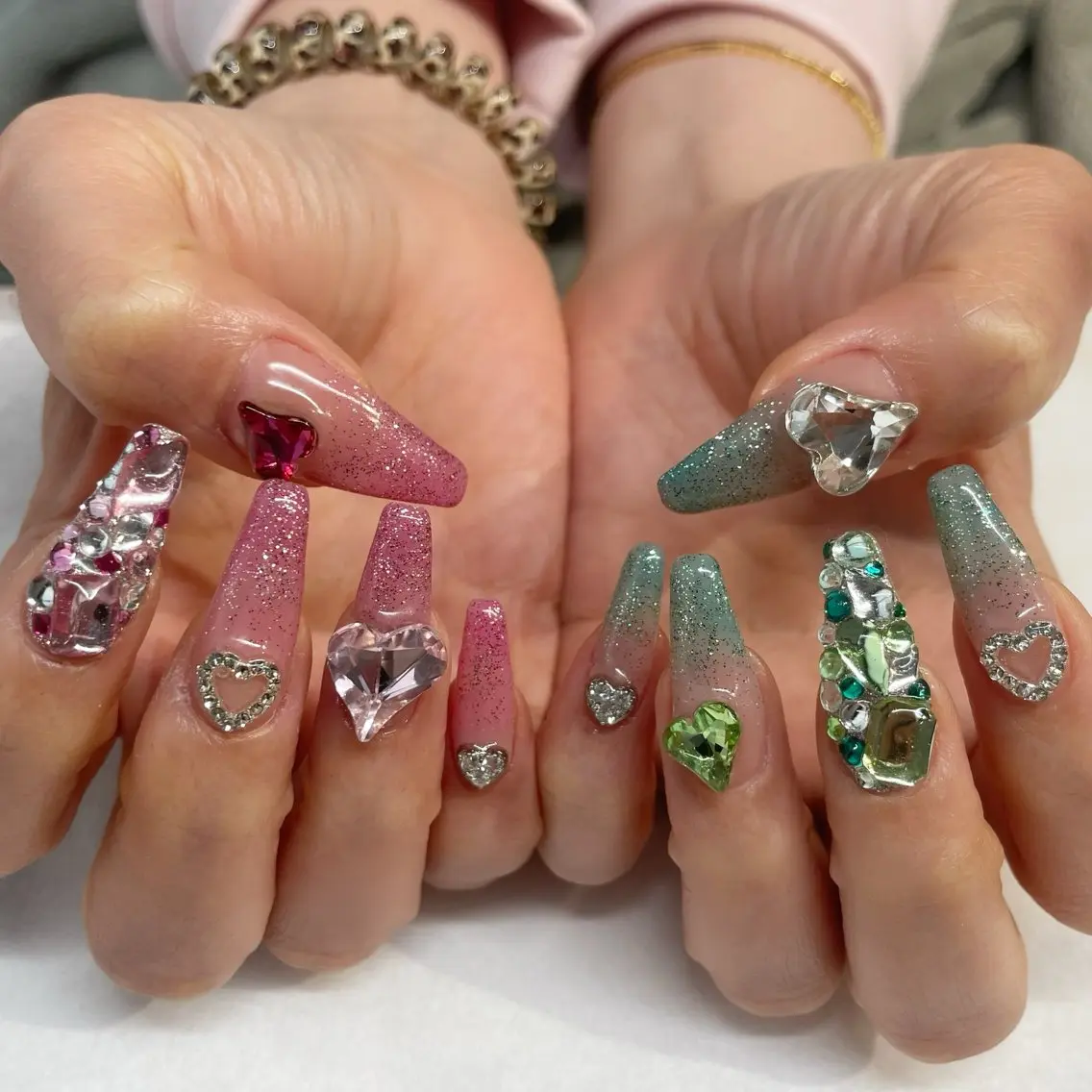 ネイル ハンドネイル 💎🐰 saki. m 🐰💎のネイルデザイン