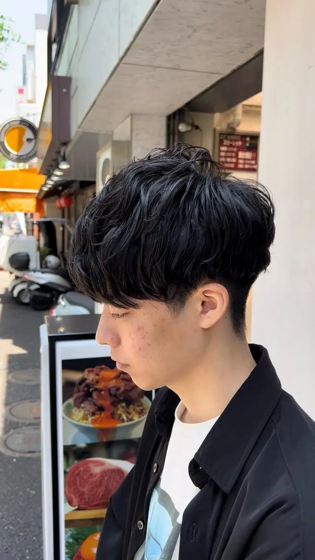 パーマ メンズ メンズパーマ ニュアンスパーマ カット パーマ メンズパーマは私一択 佐藤有紀のヘアスタイル