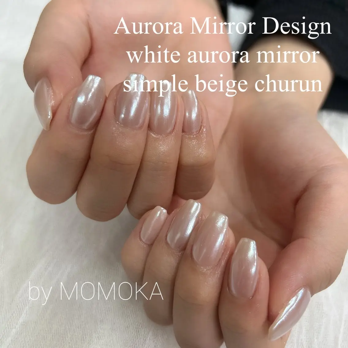 ネイル ミラーネイル ホワイト Momo nailsalonのネイルデザイン