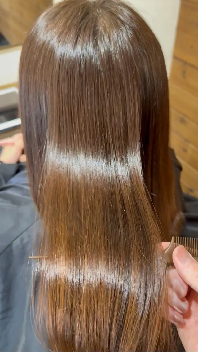 セミロング 縮毛矯正 ⭐️美髪矯正⭐️ 室岡仁哉のヘアスタイル
